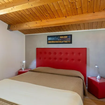 Lägenhet Charming In With Sea View 50 M² Punta Secca