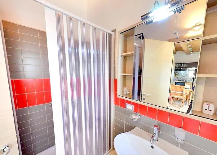 Charming In With Sea View, 50 M² *